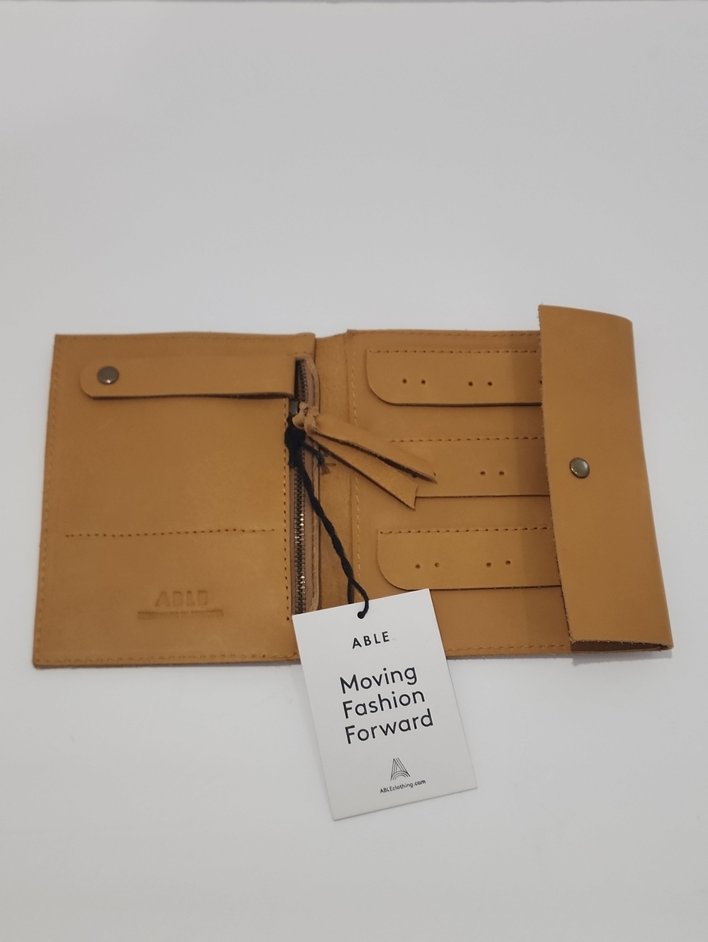 Able Jewelry Snap Case